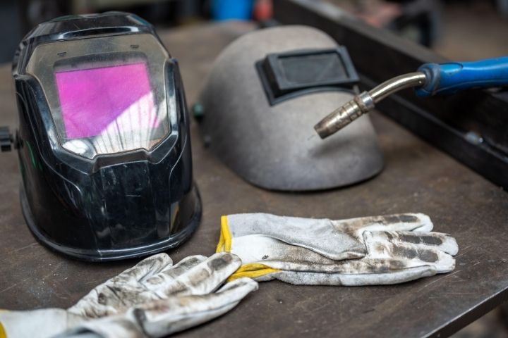 Veiligheidshelm kopen voor professioneel gebruik of serieuze klussers 2 1